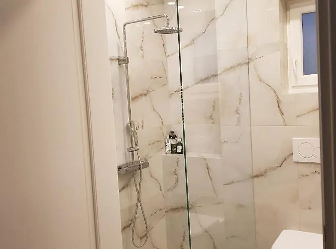 Ivory Lane Center Luxury Appartement *