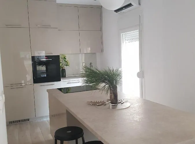 Ivory Lane Center Luxury * Thessalonique